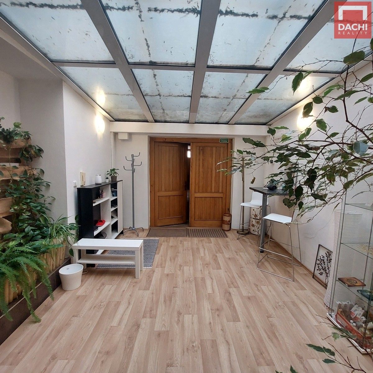 Pronájem komerční - Šemberova, Olomouc, 99 m²