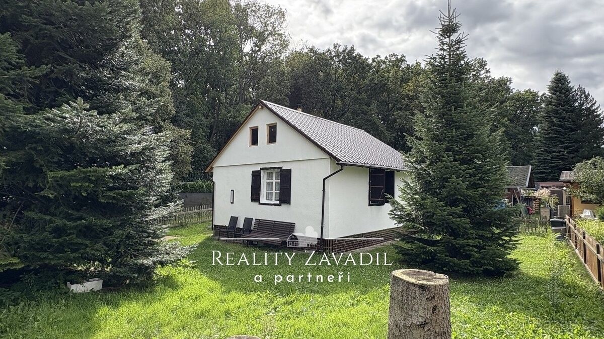 Chaty, Lysá nad Labem, 289 22, 44 m²