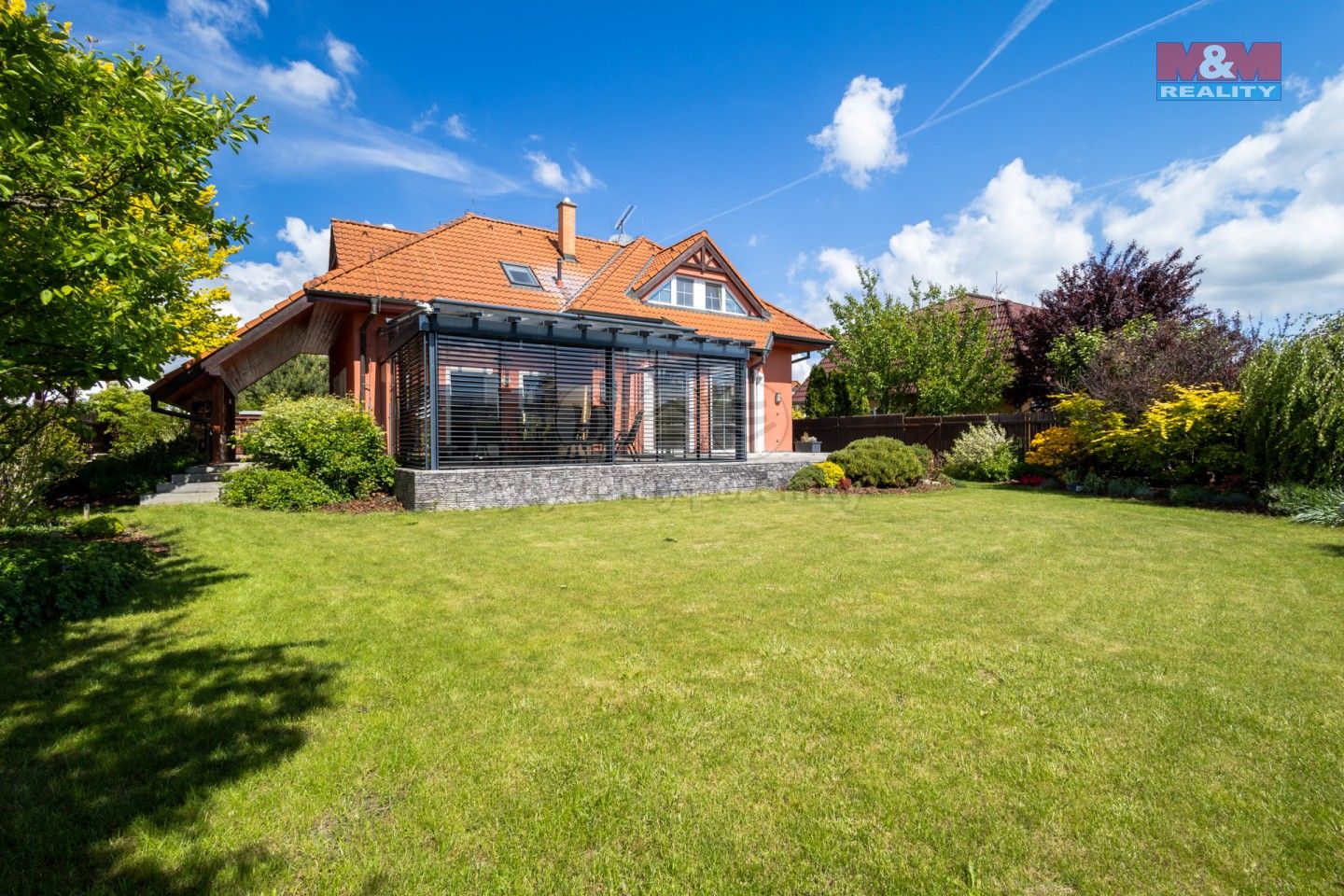 Rodinné domy, U Stadionu, Veltrusy, 180 m²