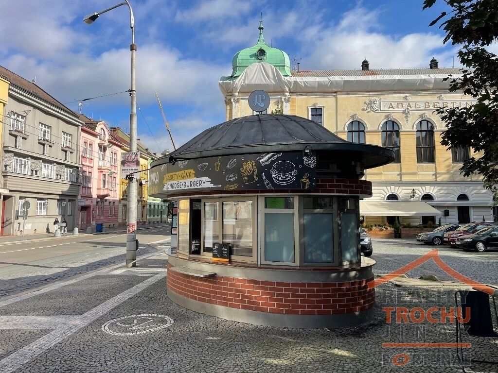 Ostatní, Československé armády, Hradec Králové, 15 m² - 2