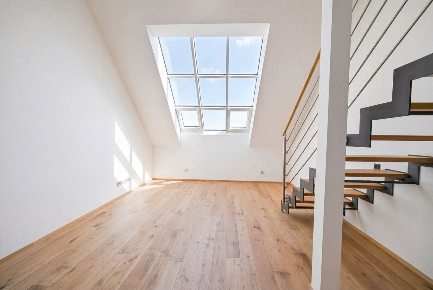 Byt 2+kk · 67 m² · Praha - Smíchov, okres Praha 5, Hlavní město Praha - 4