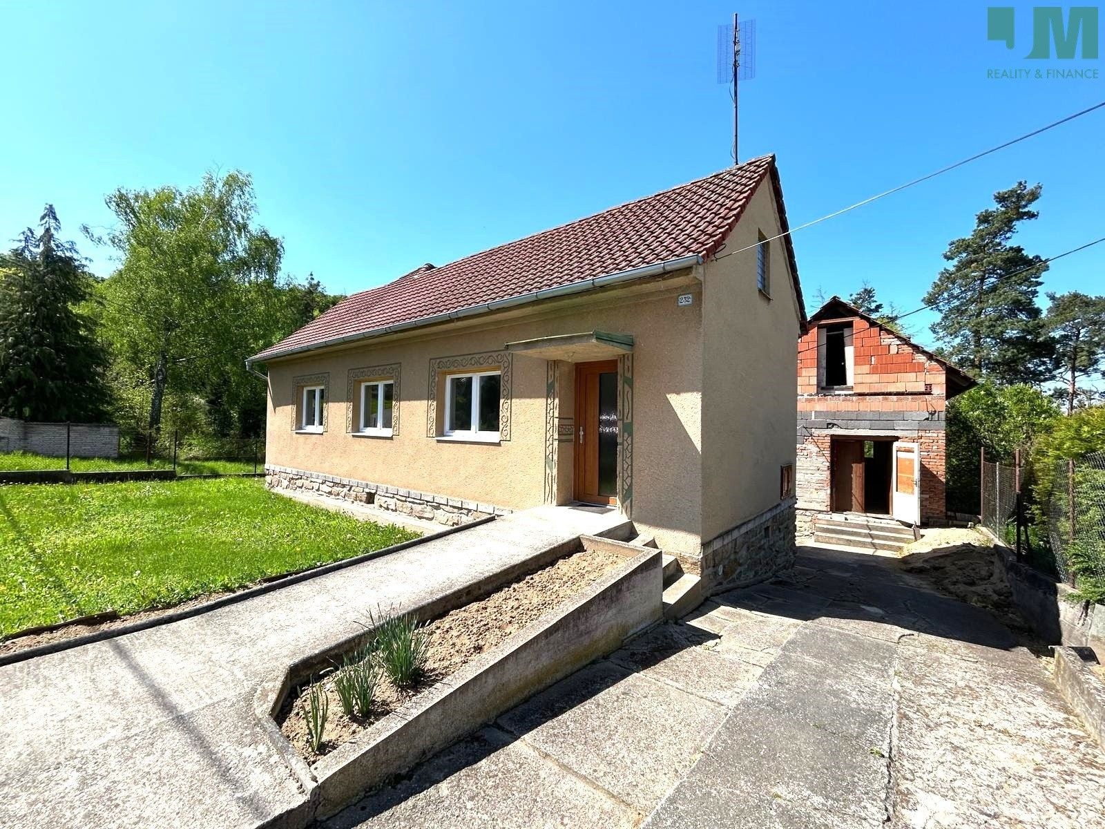 Prodej rodinný dům - Hluboké Mašůvky, 85 m²