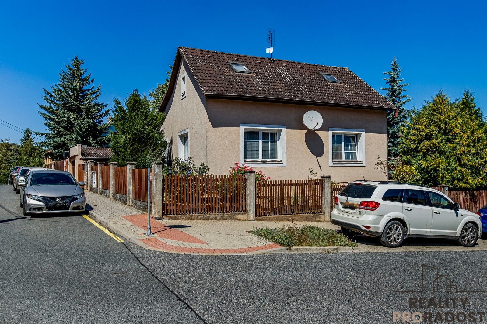 Rodinné domy, Pod Tratí, Úvaly, 170 m²