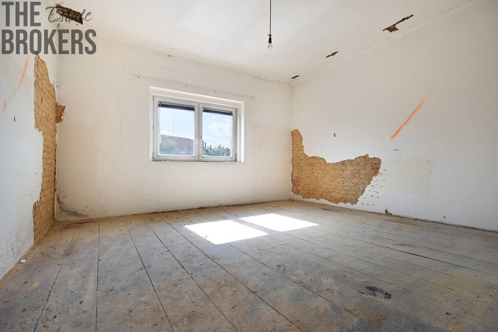 Prodej rodinný dům - V křížkách 84, Praha Dubeč, 120 m² - 5
