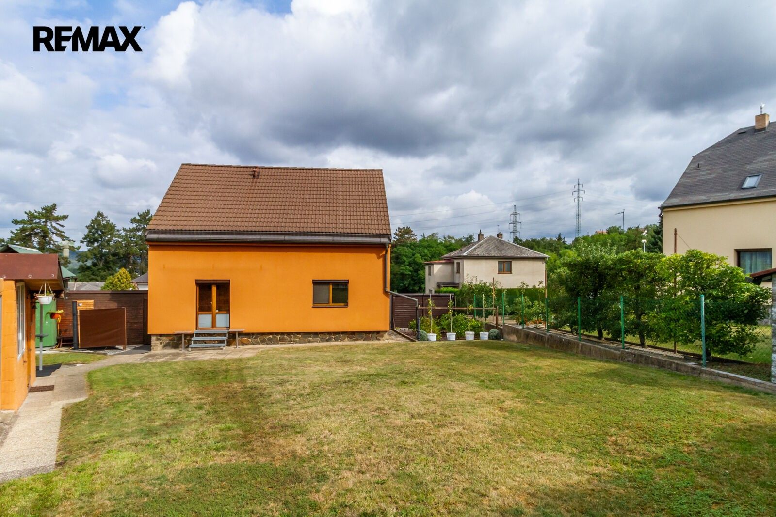 Pozemek pro bydlení · 749 m² · K Lahovičkám 1791, Praha Modřany - 4