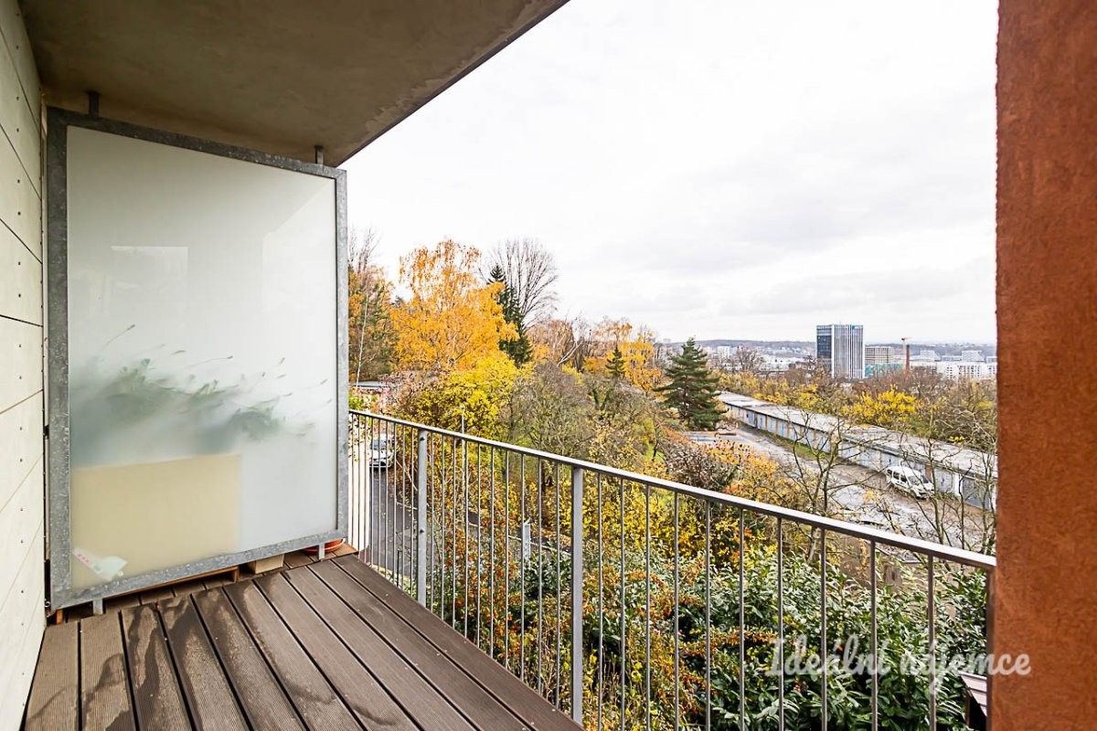 Pronájem byt 4+kk - Na vysočanských vinicích, Praha, 118 m²