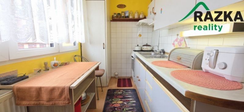 Byt 3+1 · 68 m² · sídliště Lučina, Chodová Planá - 4