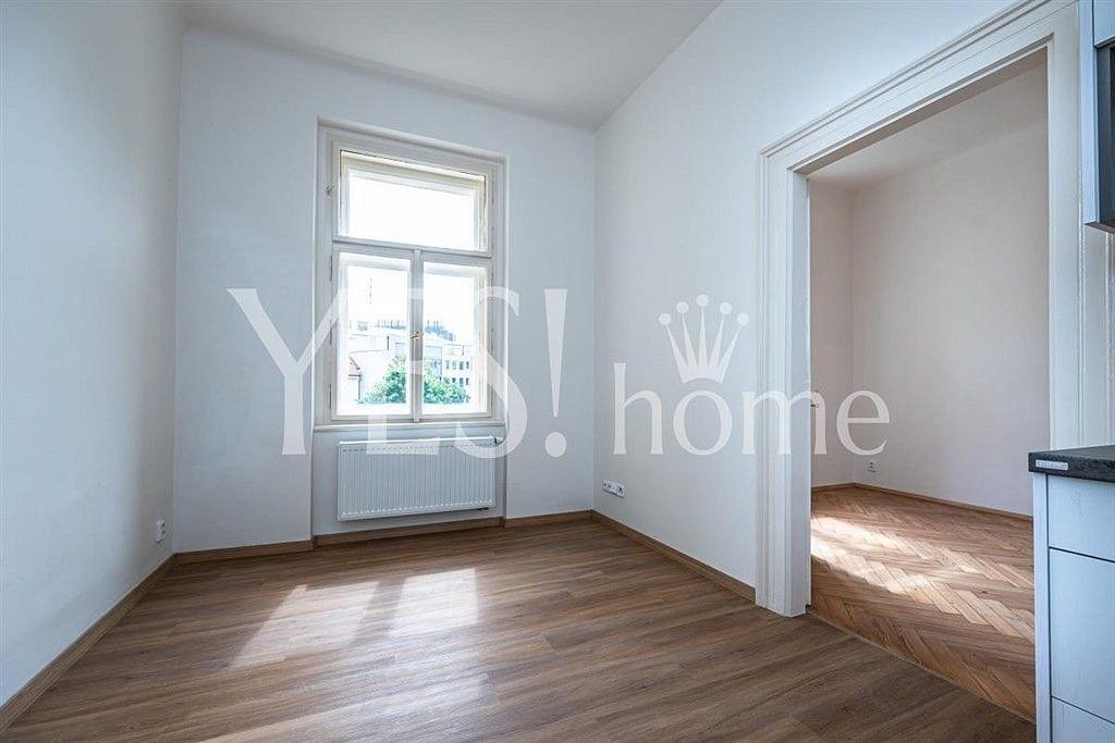 Pronájem byt 2+kk - Lípová, Praha 2 - Nové Město, 37 m² - 5