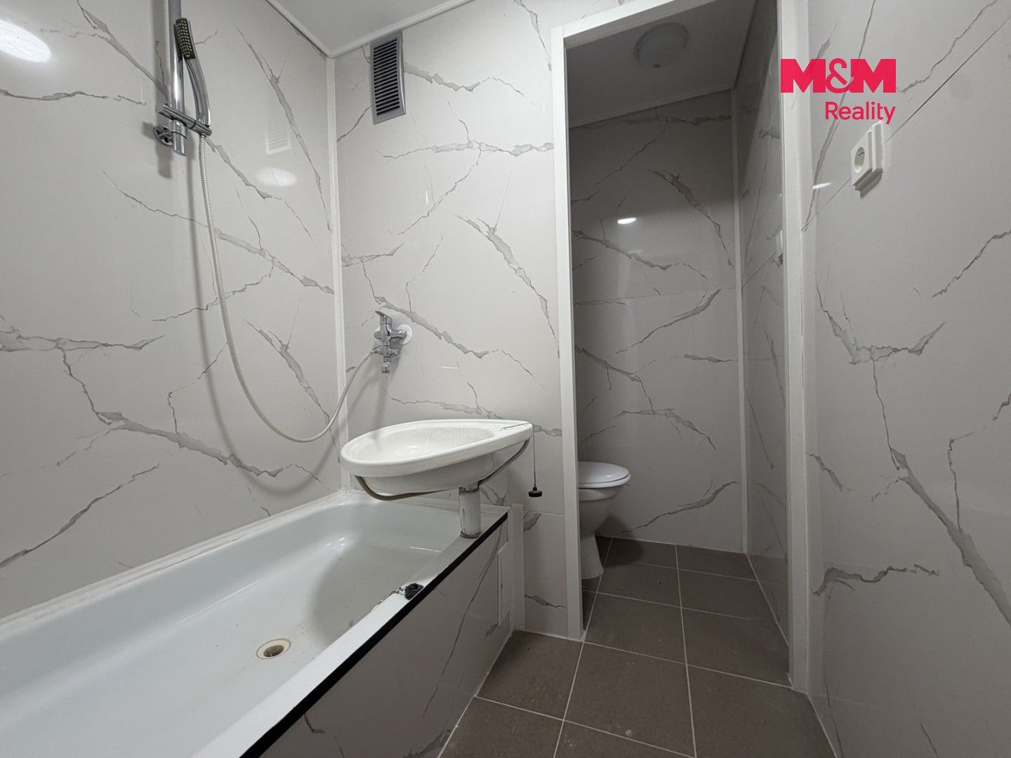 Pronájem byt 1+1 - Kyjická, Chomutov, 36 m² - 2