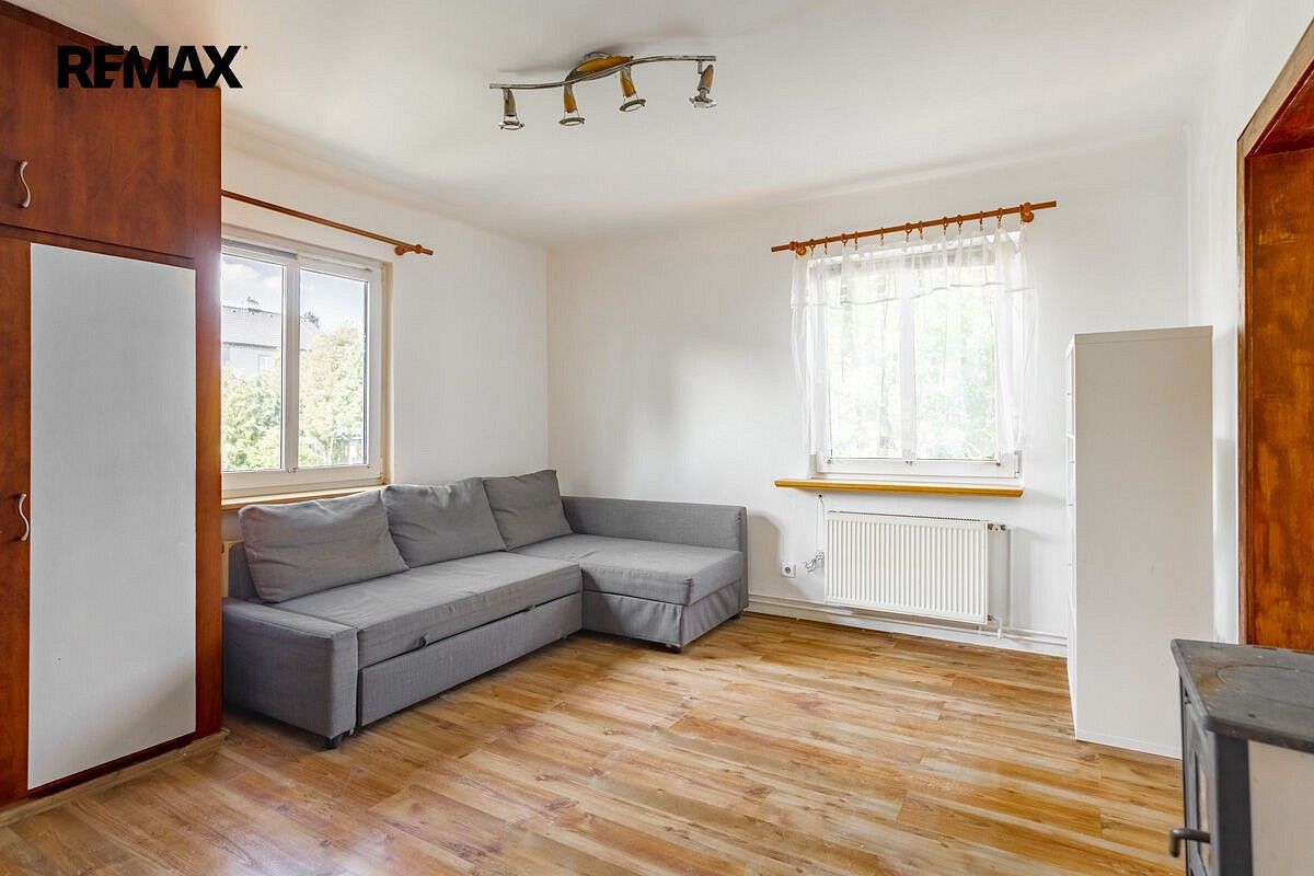 3+kk, Petra Bezruče, Stochov, okres Kladno, 50 m² - 2