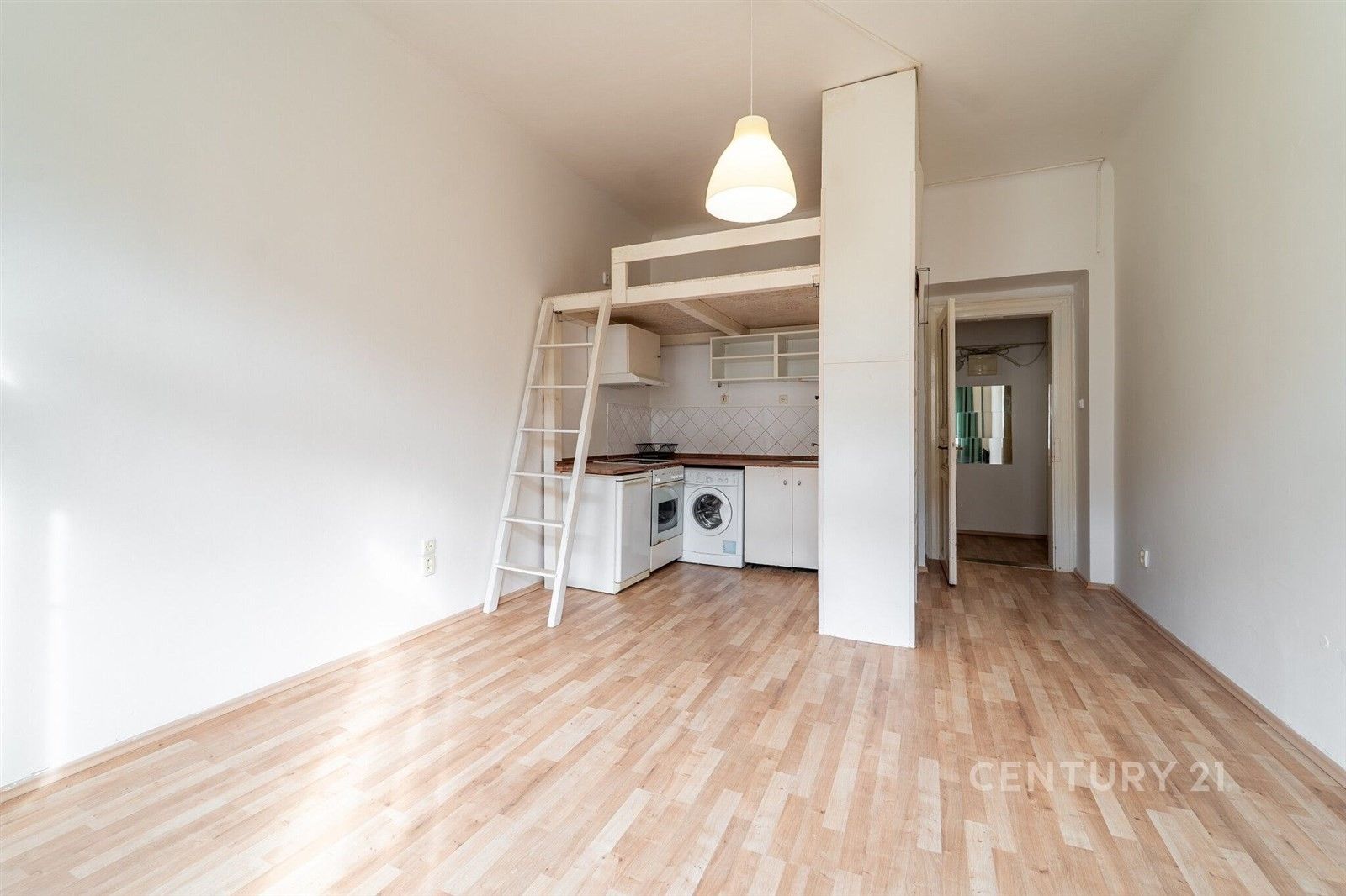 Byt 1+kk · 29 m² · Veletržní, Praha - 4