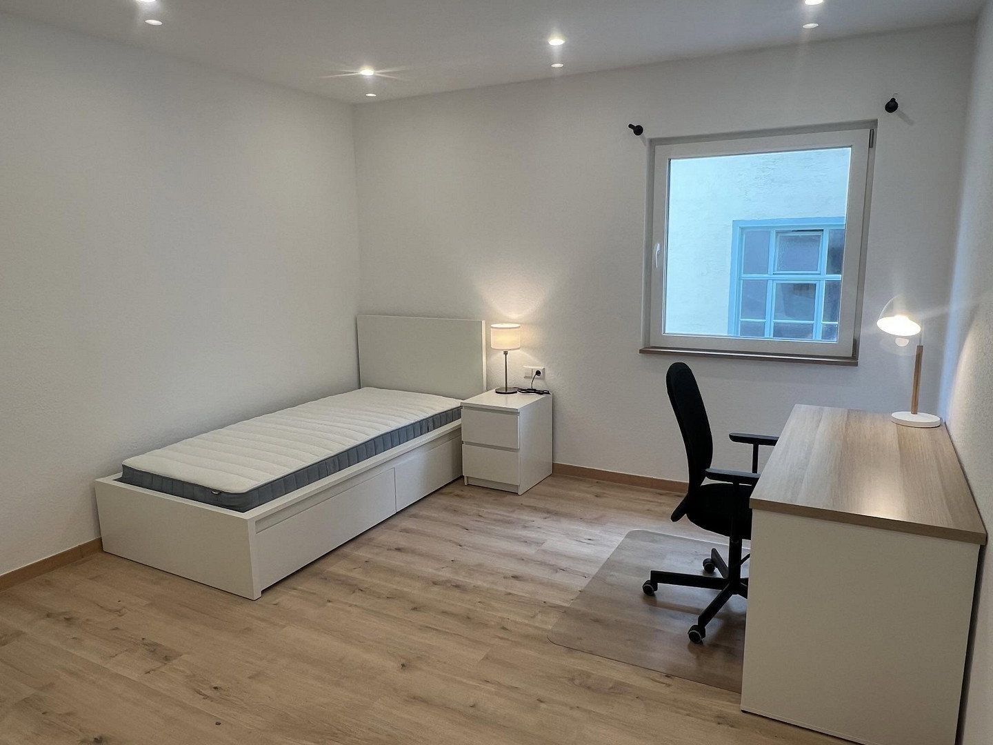 4+1, , Bádensko-Württembersko, 105 m² - 1