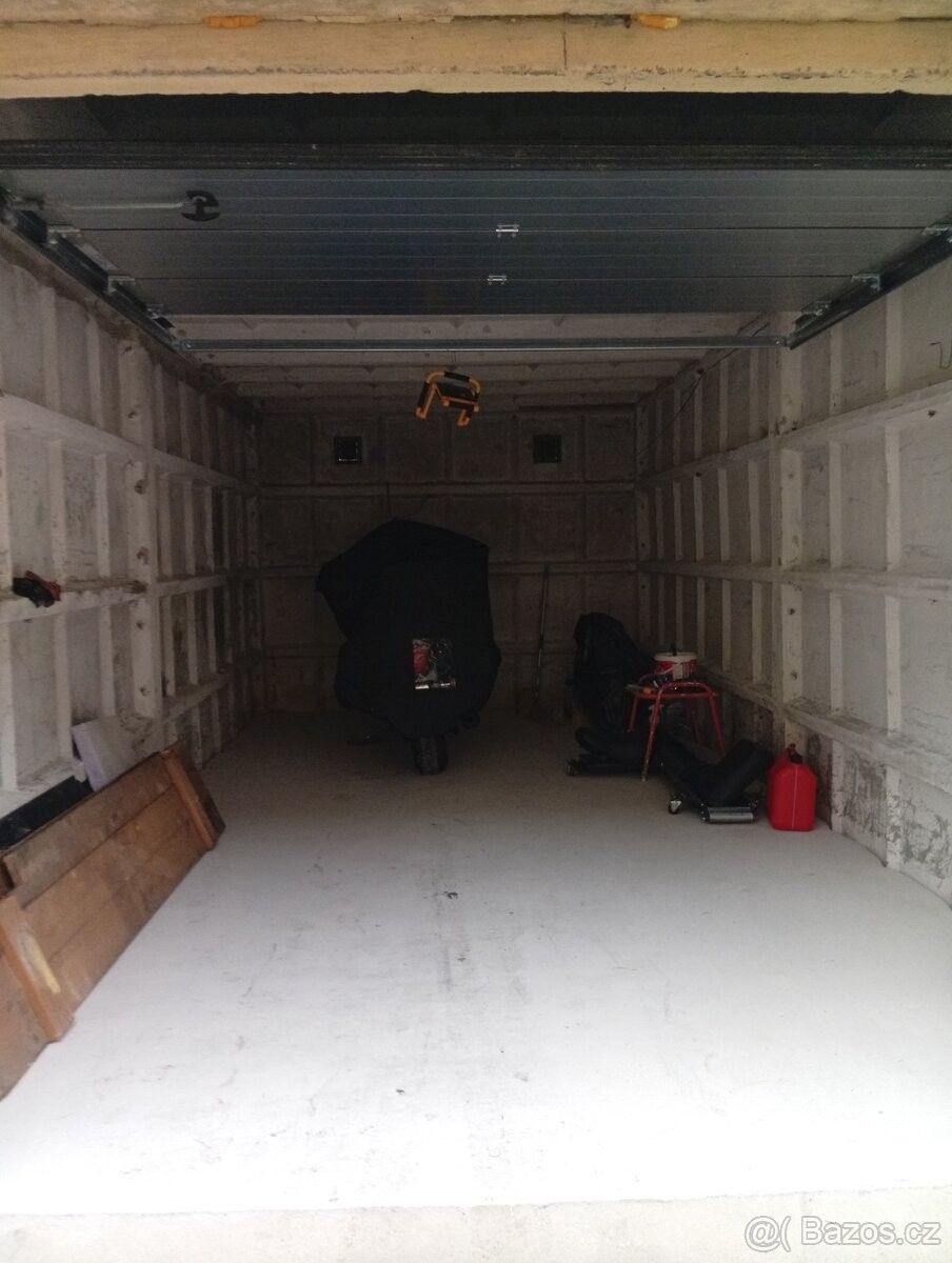 Prodej garáž - Smečno, 273 05