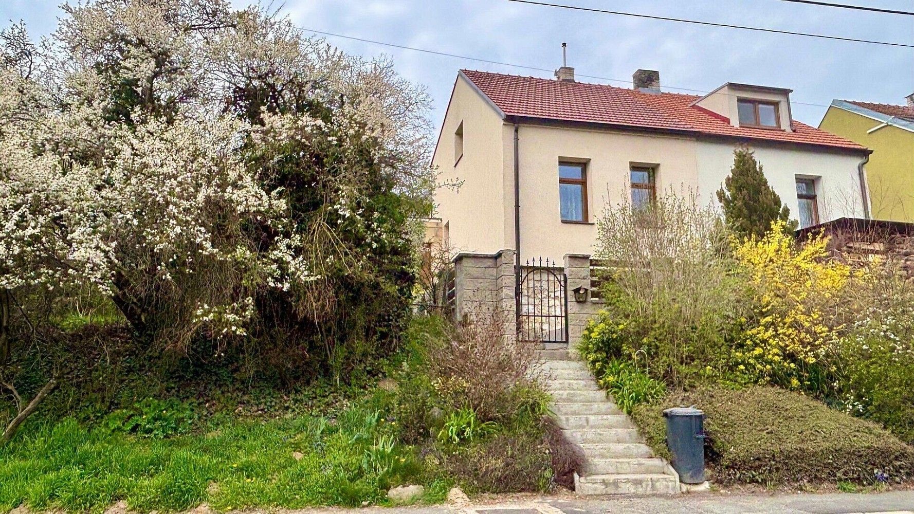 Rodinné domy, Husova, Řícmanice, okres Brno-venkov, 87 m² - 1