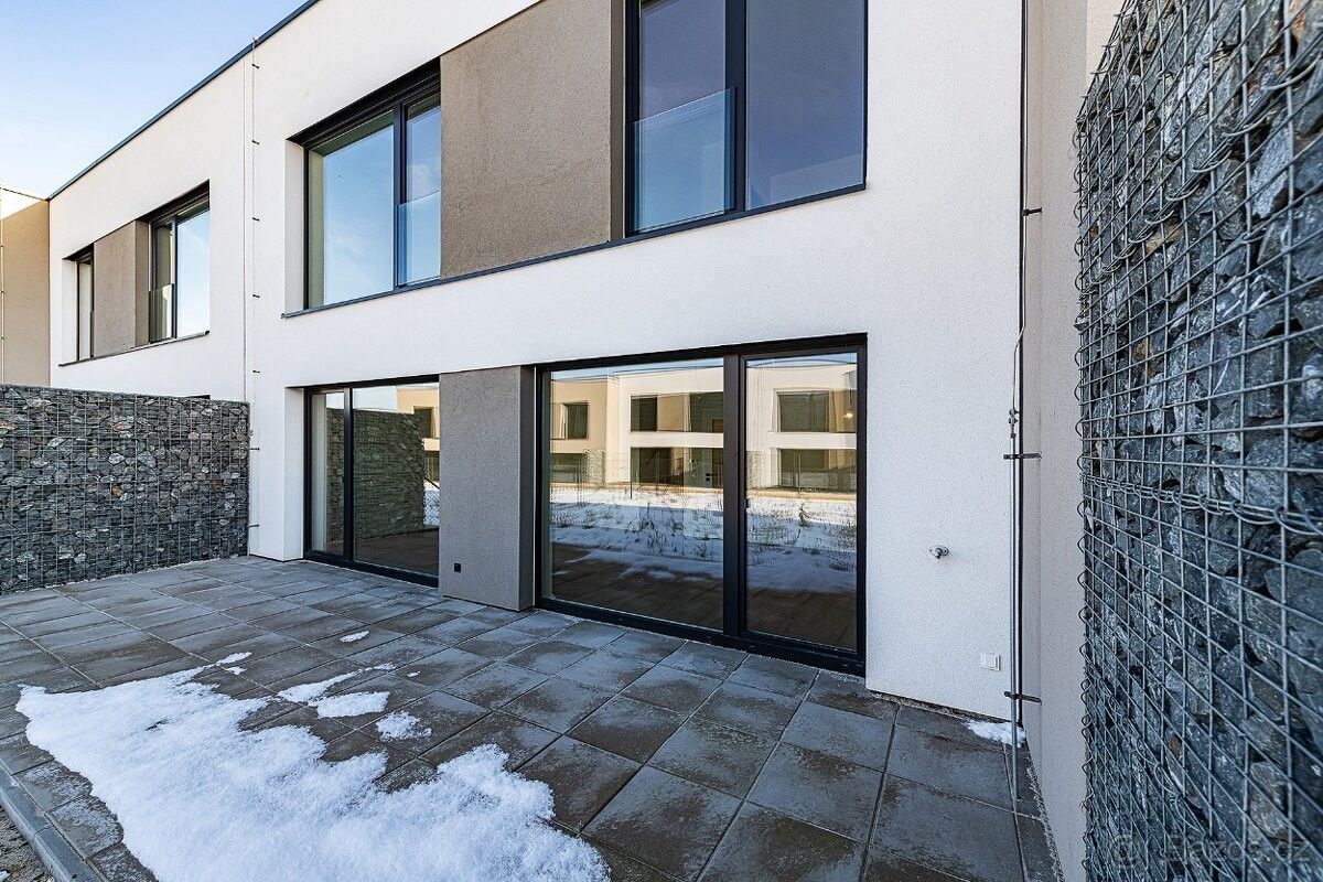 Prodej rodinný dům - Sibřina, 250 84