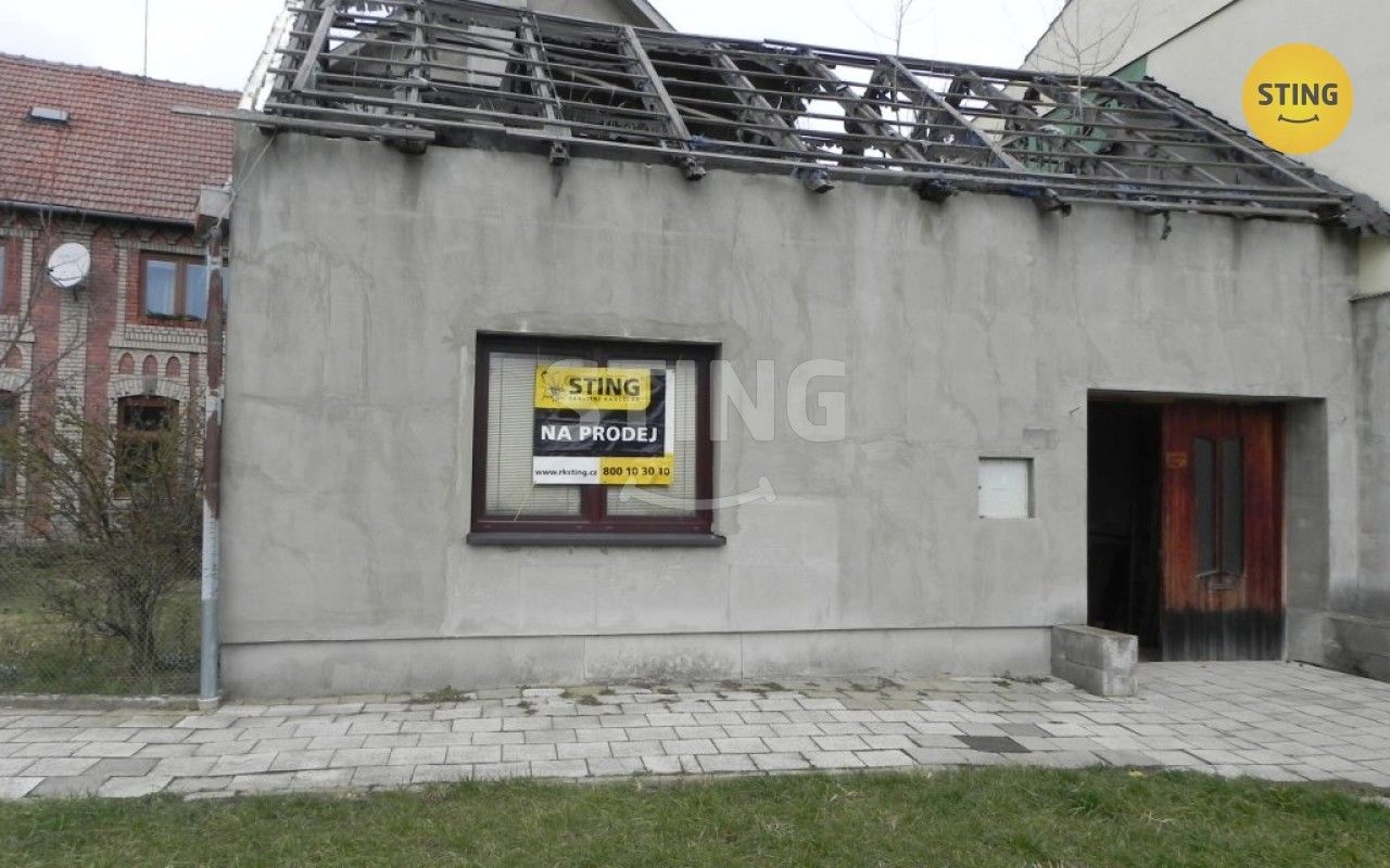 Prodej rodinný dům - Křenovice, 200 m²