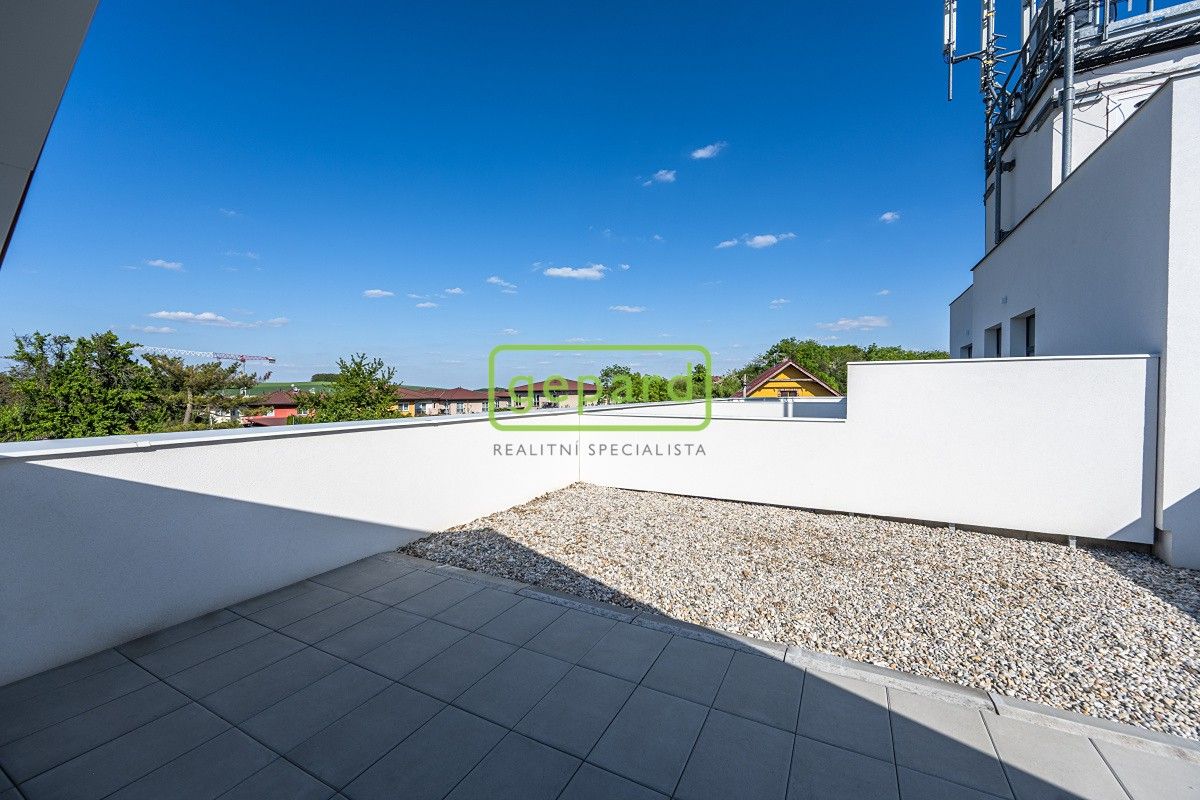 2+kk, Pražská, Velké Přílepy, 78 m²