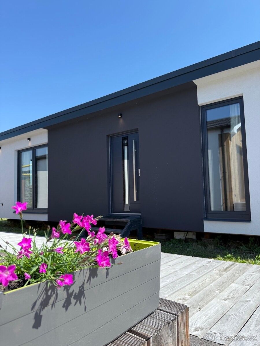 Rodinné domy, Jesenice, 149 00