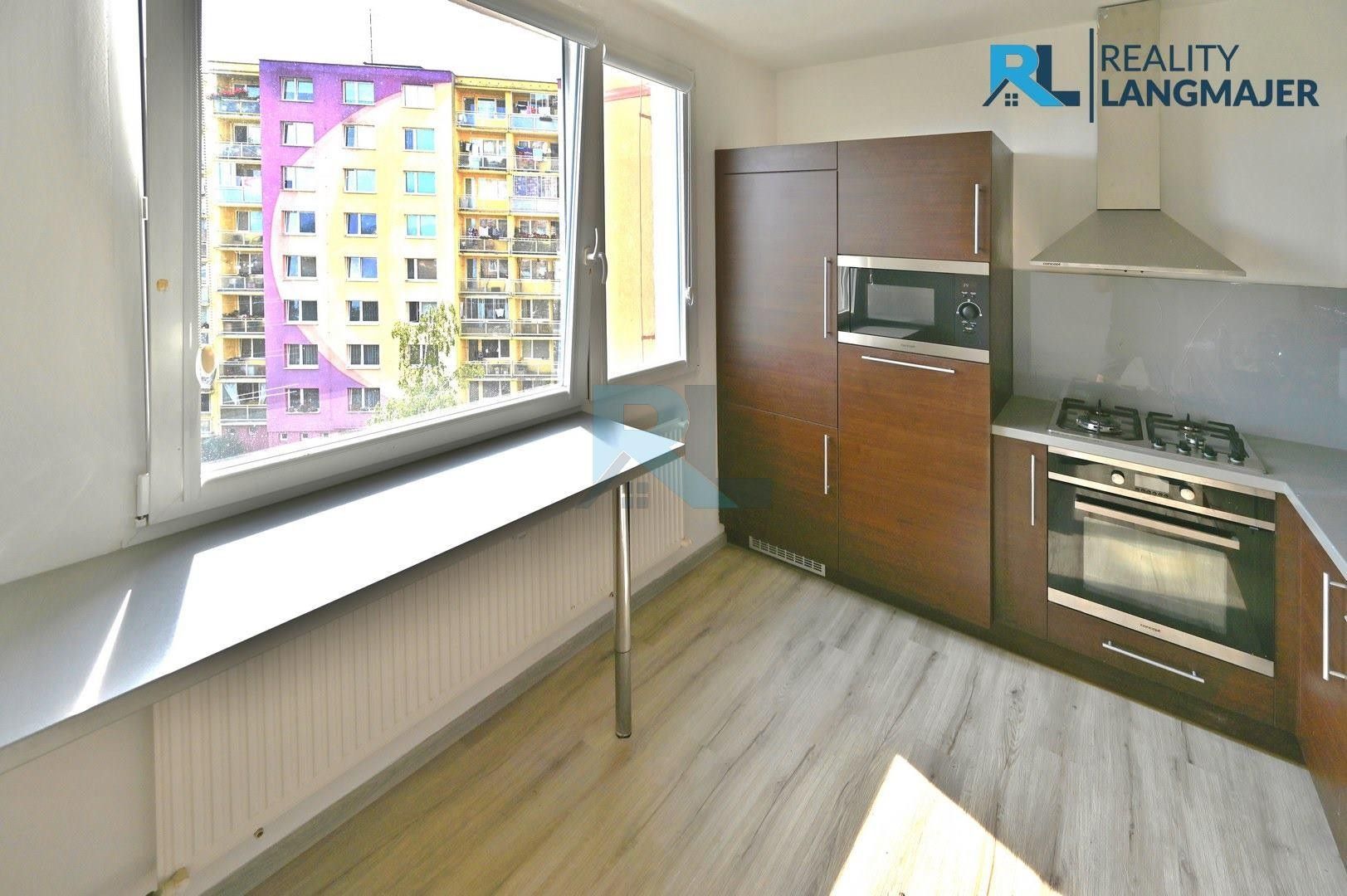 Prodej byt 3+1 - Kralovická, Plzeň, 75 m²