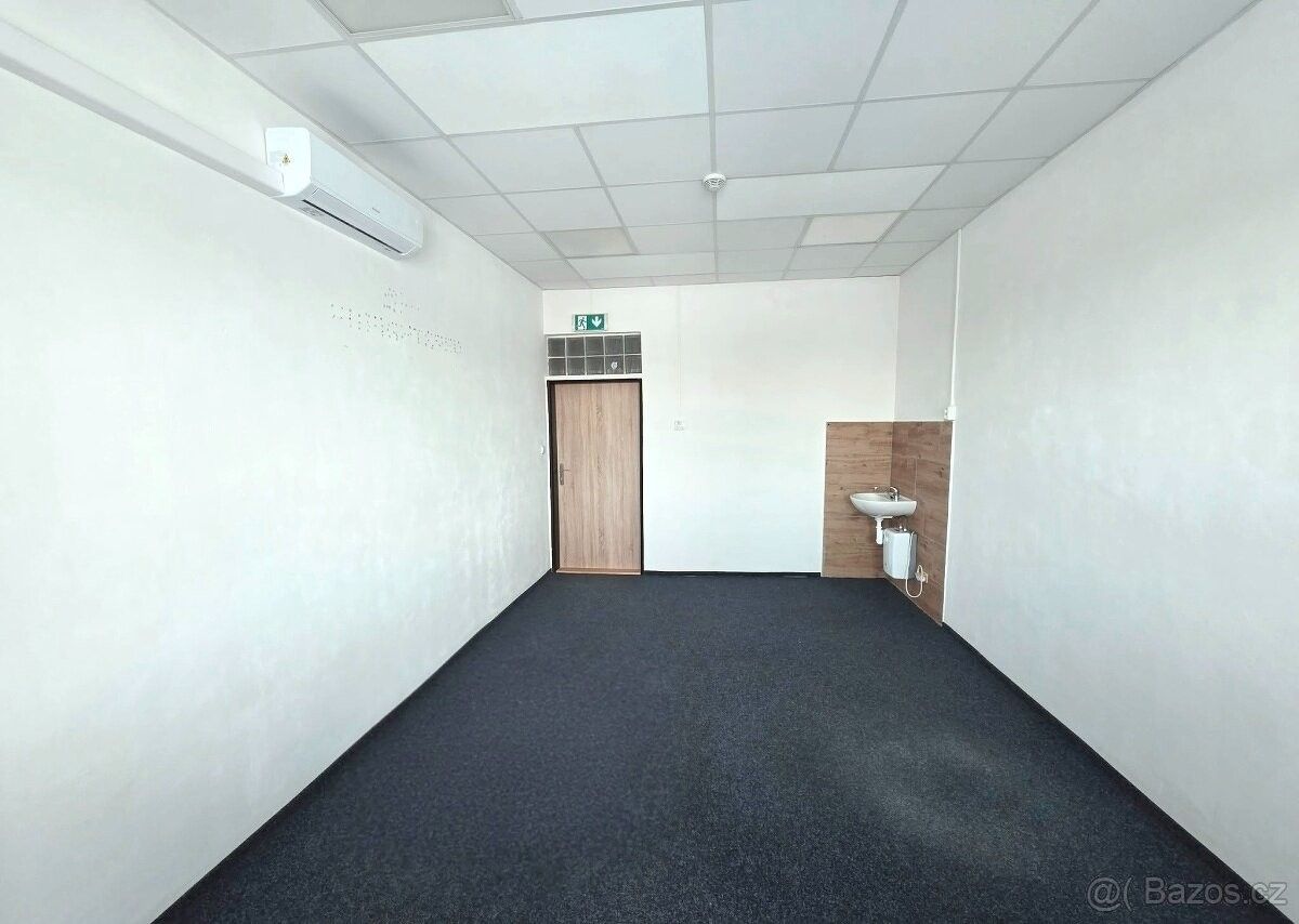 Kanceláře, Ostrava, 708 00