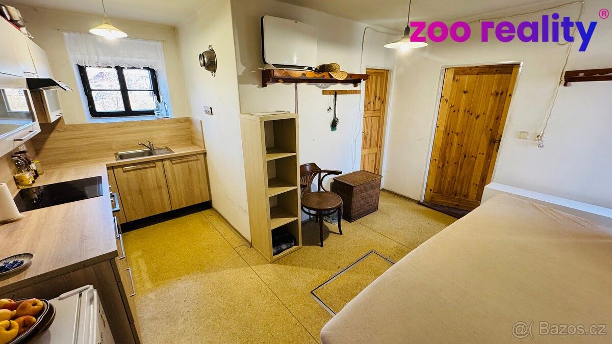 Prodej rodinný dům - Trhové Sviny, 374 01