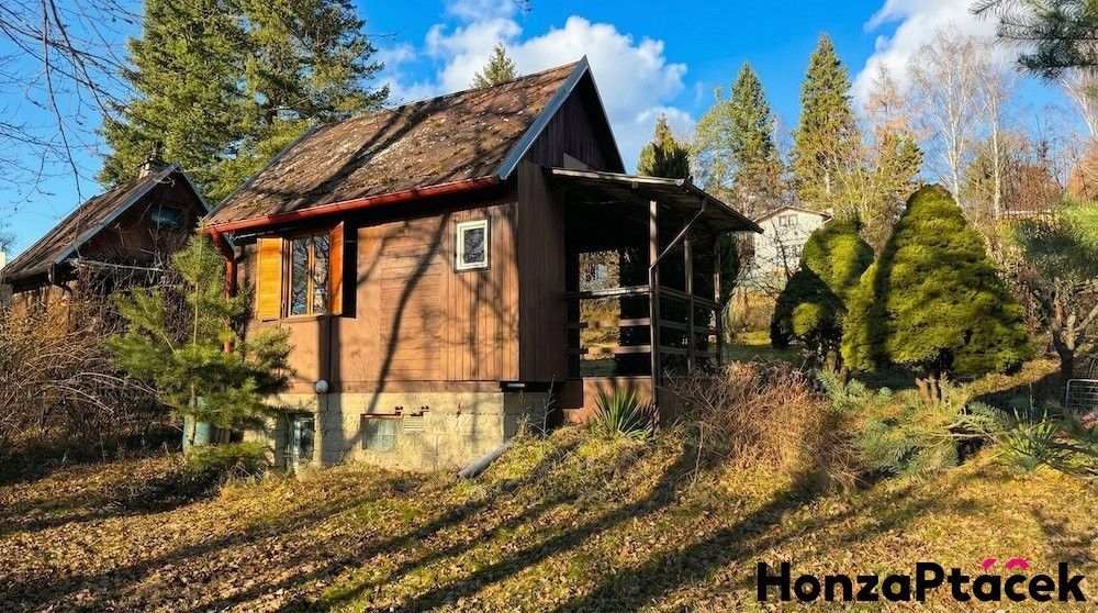 Chaty, Ondřejov, 251 65