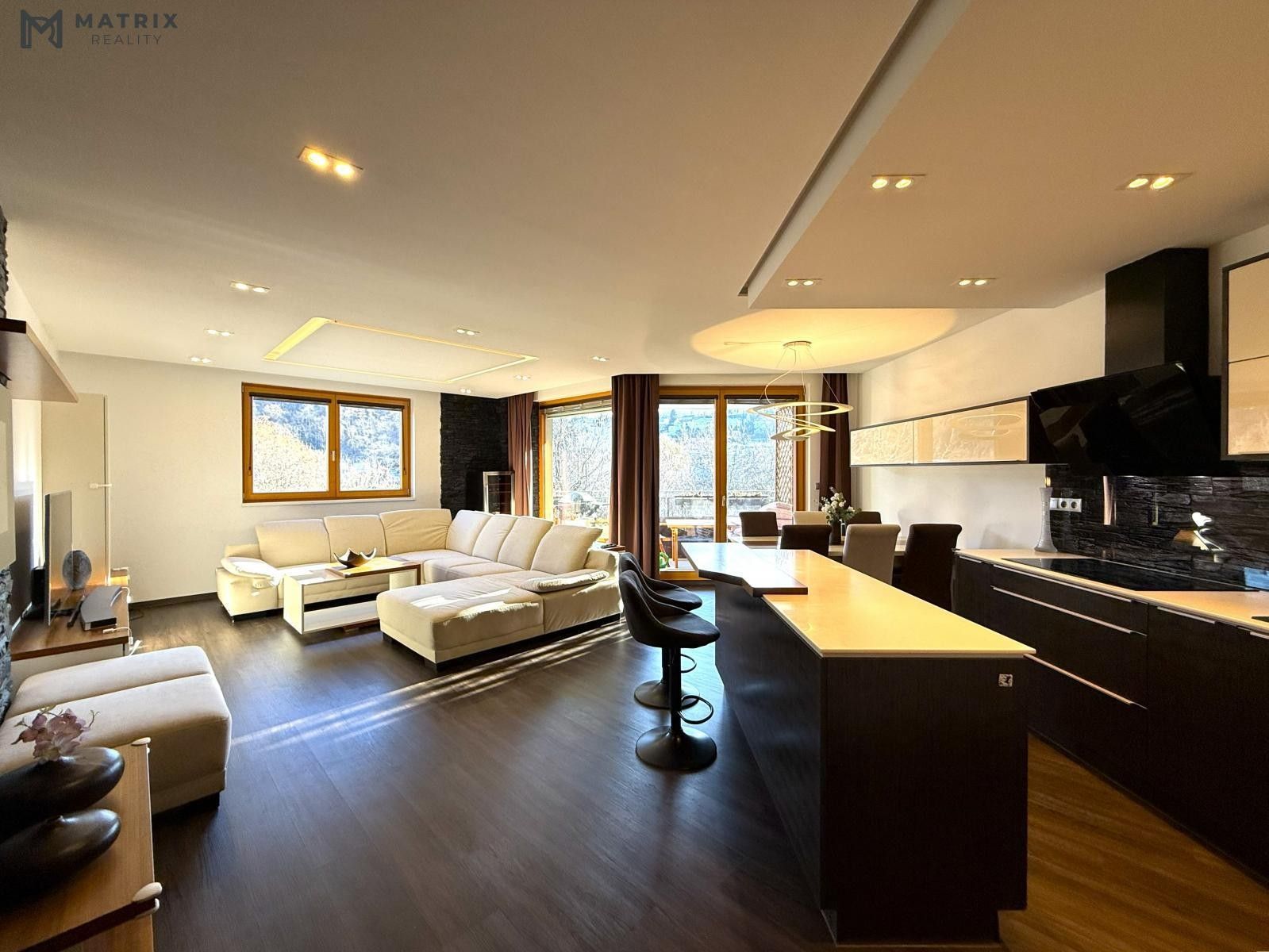 3+kk, Naardenská, Praha, 126 m²