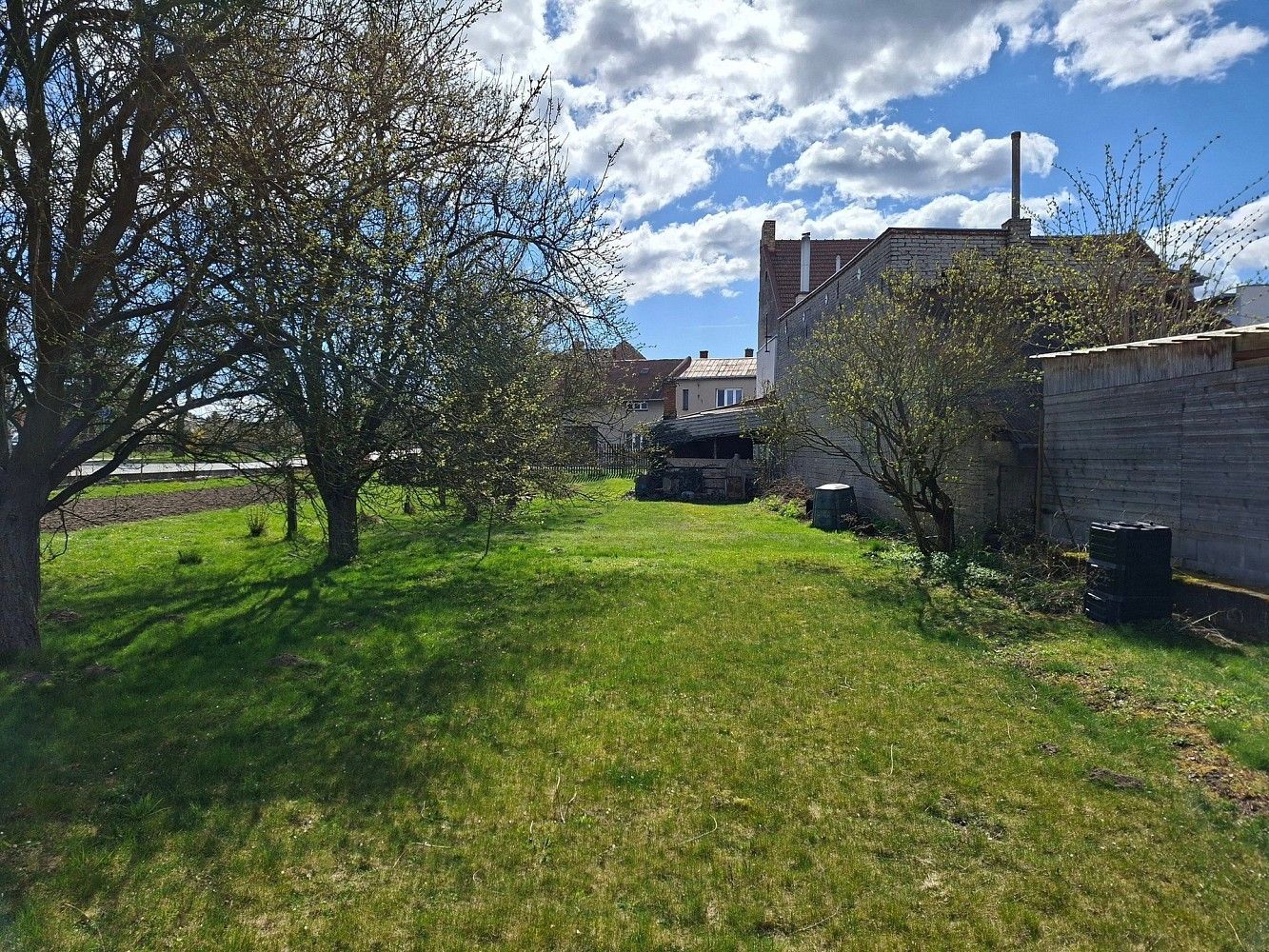 Pozemek pro bydlení, 681 m²