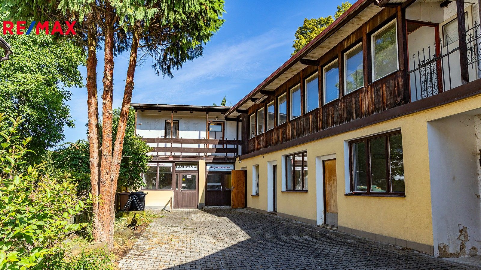 Prodej rodinný dům - Československé armády, Cvikov, 500 m²