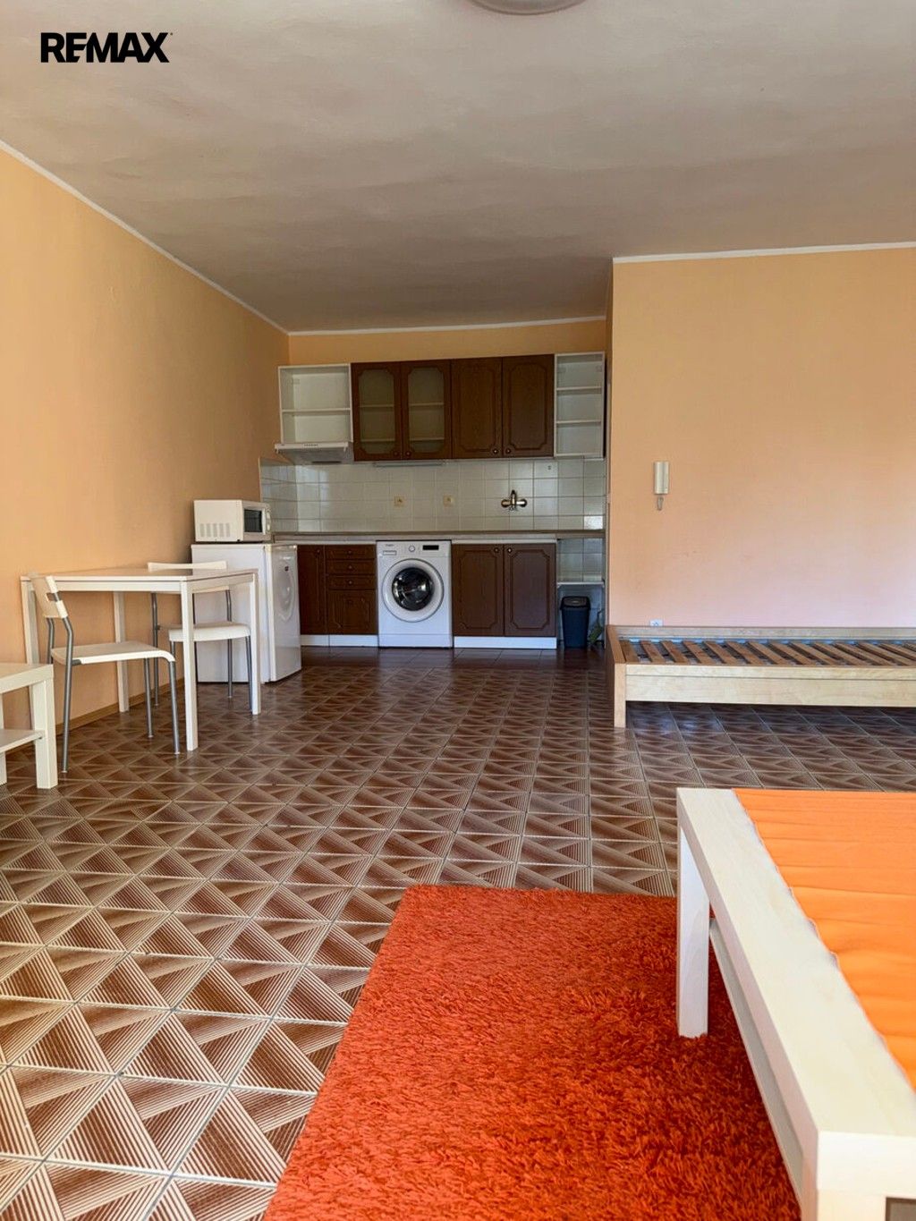 Pronájem byt 1+kk - Borovská 1700, Praha Újezd nad Lesy, 35 m² - 5