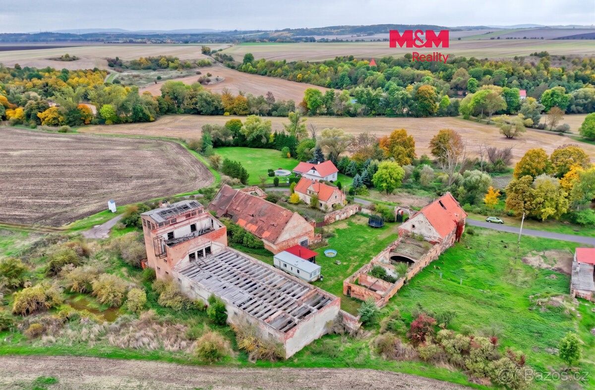Rodinné domy, Podbořany, 441 01