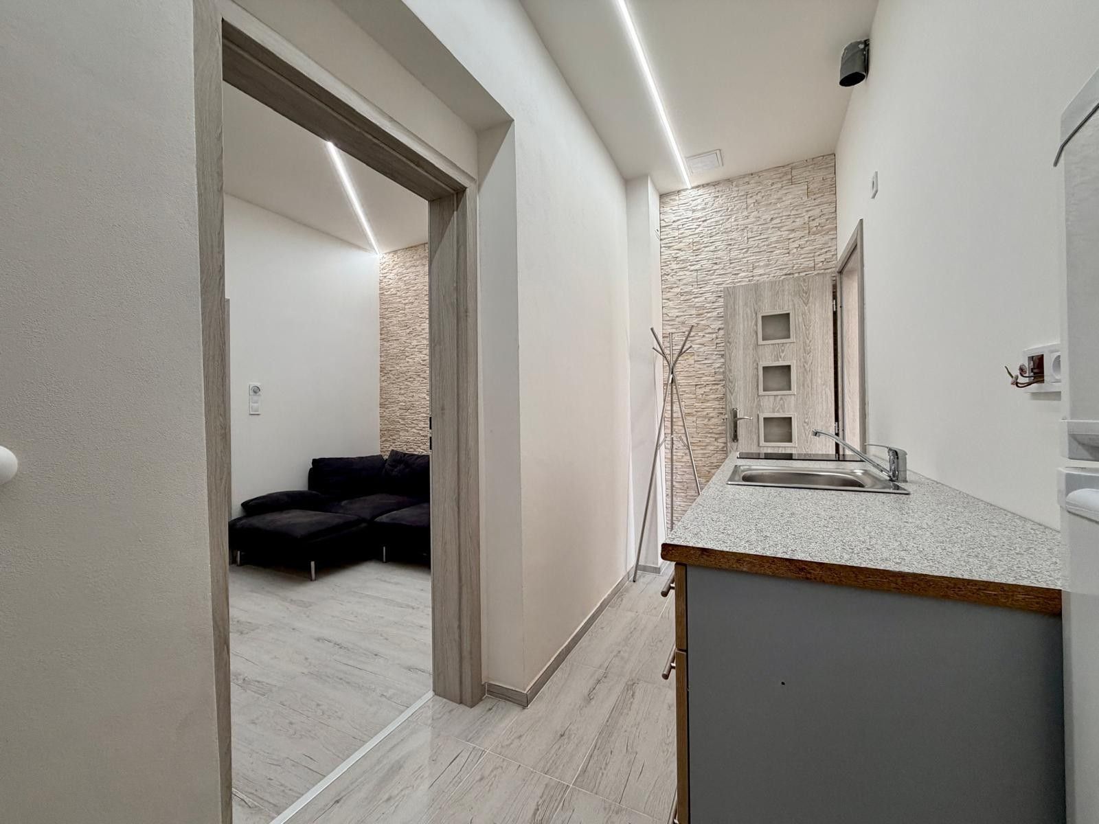 3+1, Na Jarově, Praha, 80 m² - 2