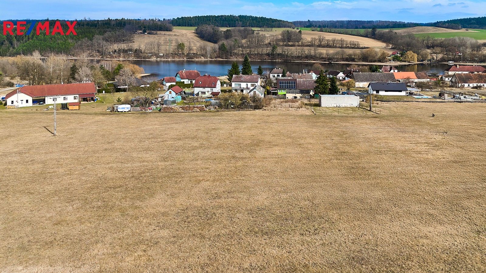 Prodej pozemek pro bydlení - Hluboká nad Vltavou, 2 m²