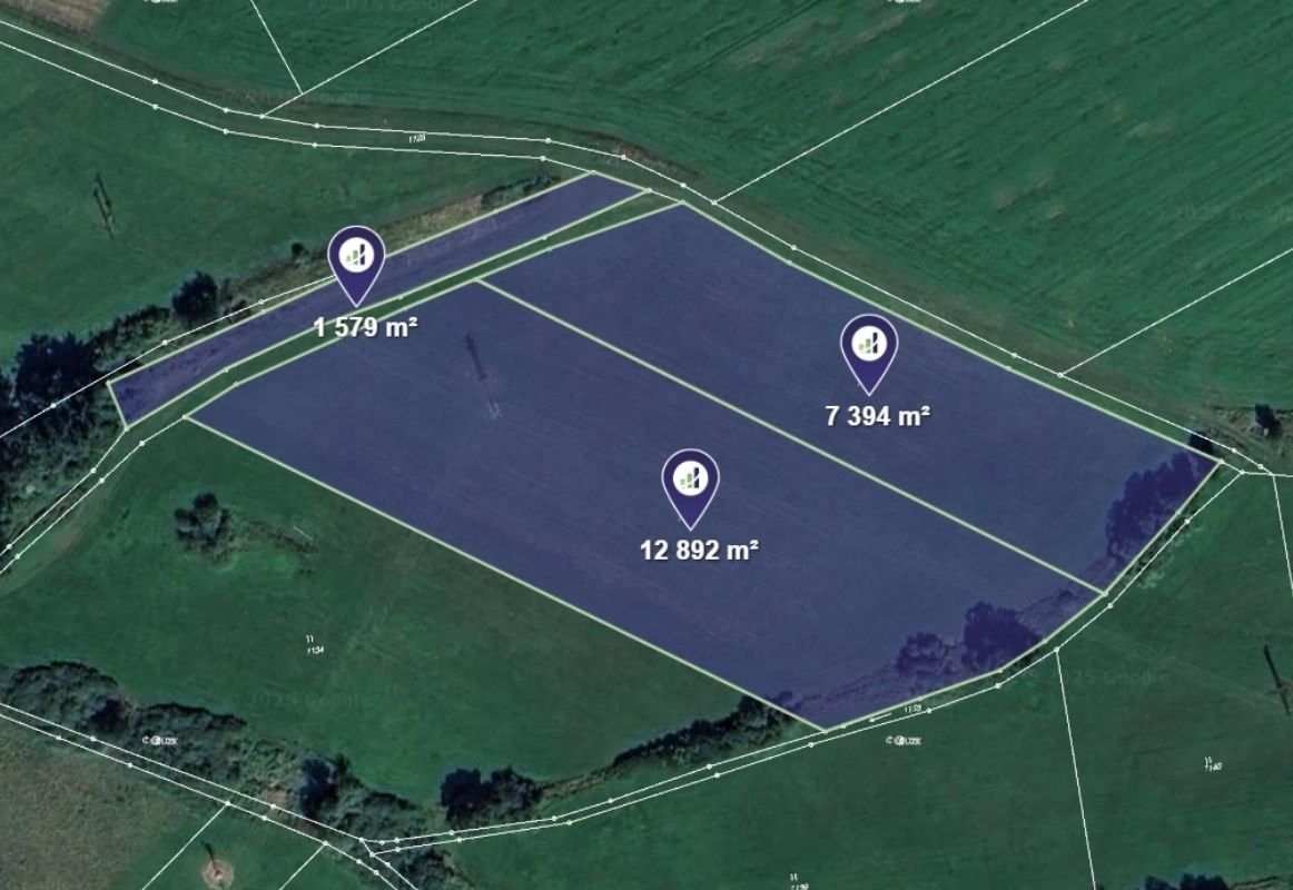 Louka, 21 865 m²