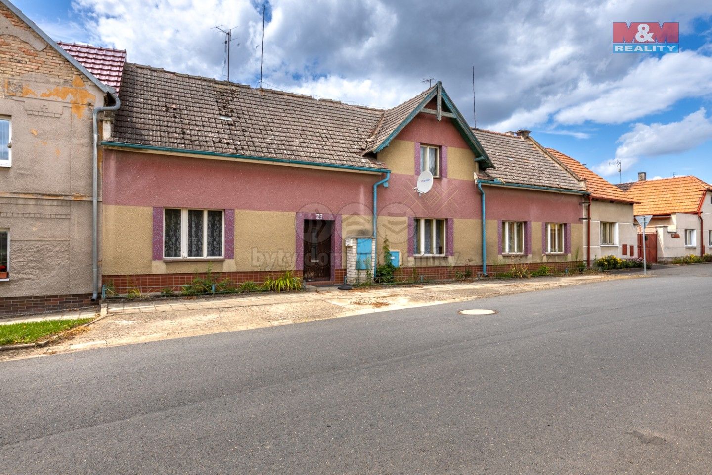 Rodinné domy, Křesín, 141 m²