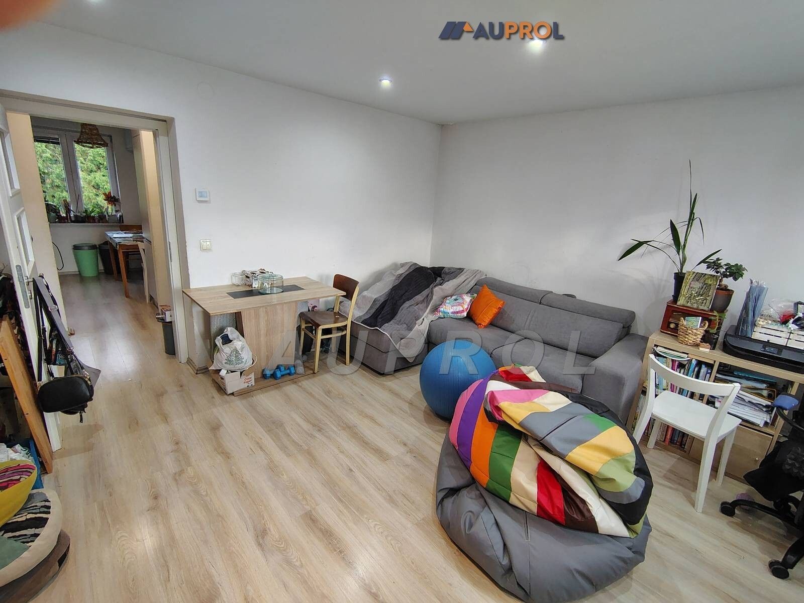 Prodej byt 3+1 - Benešovská, Nespeky, 77 m²