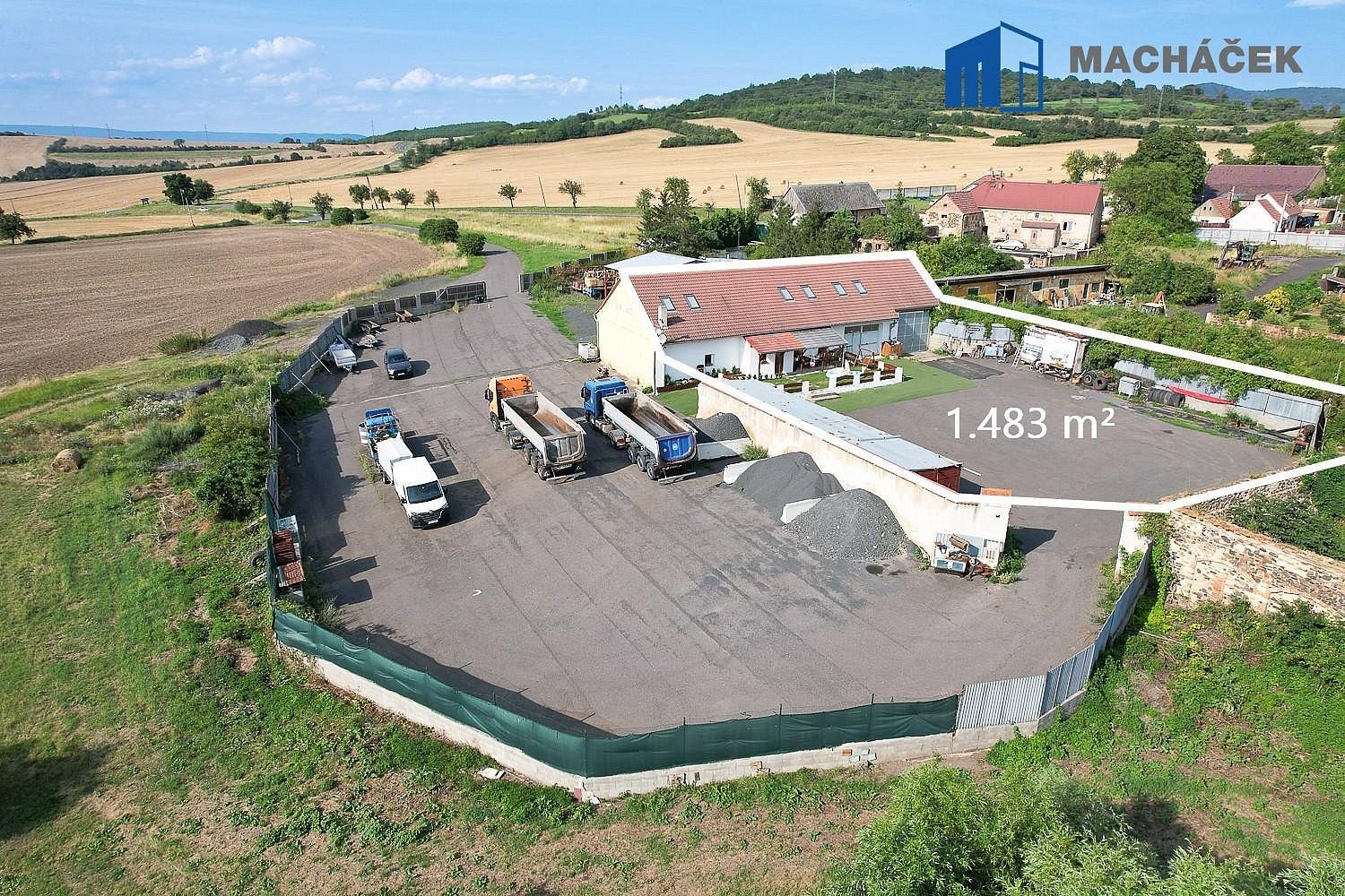 Rodinné domy, Hrobčice - Razice, okres Teplice, 244 m² - 1