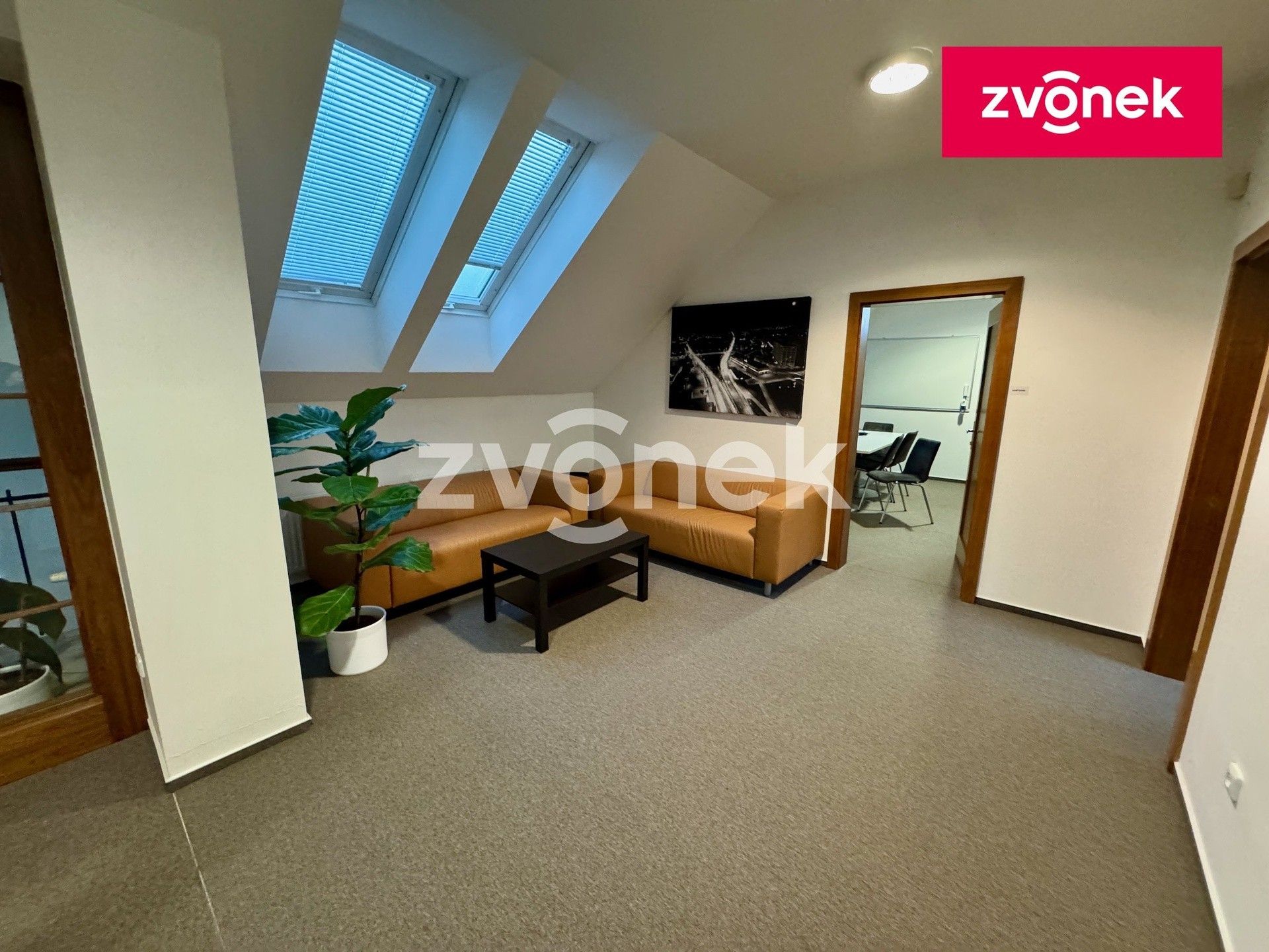 Pronájem kancelář - Vršava I, Zlín, 460 m² - 5