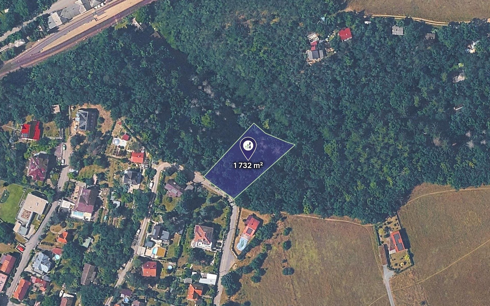 Les, 1 732 m²
