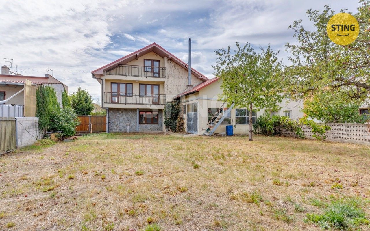 Rodinné domy, Hrotovice, 360 m² - 2