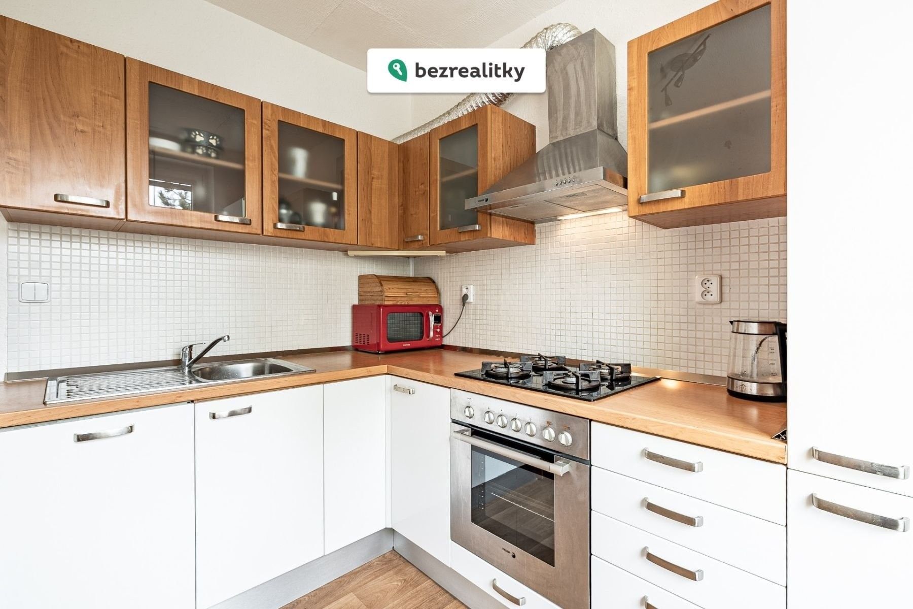 Prodej byt 2+1 - Korycanská, Praha, 58 m²