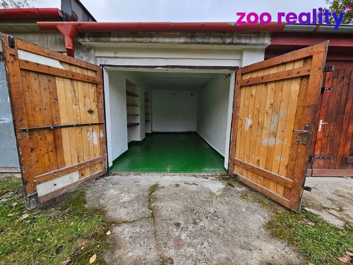 Garáže, Litvínov, 435 42