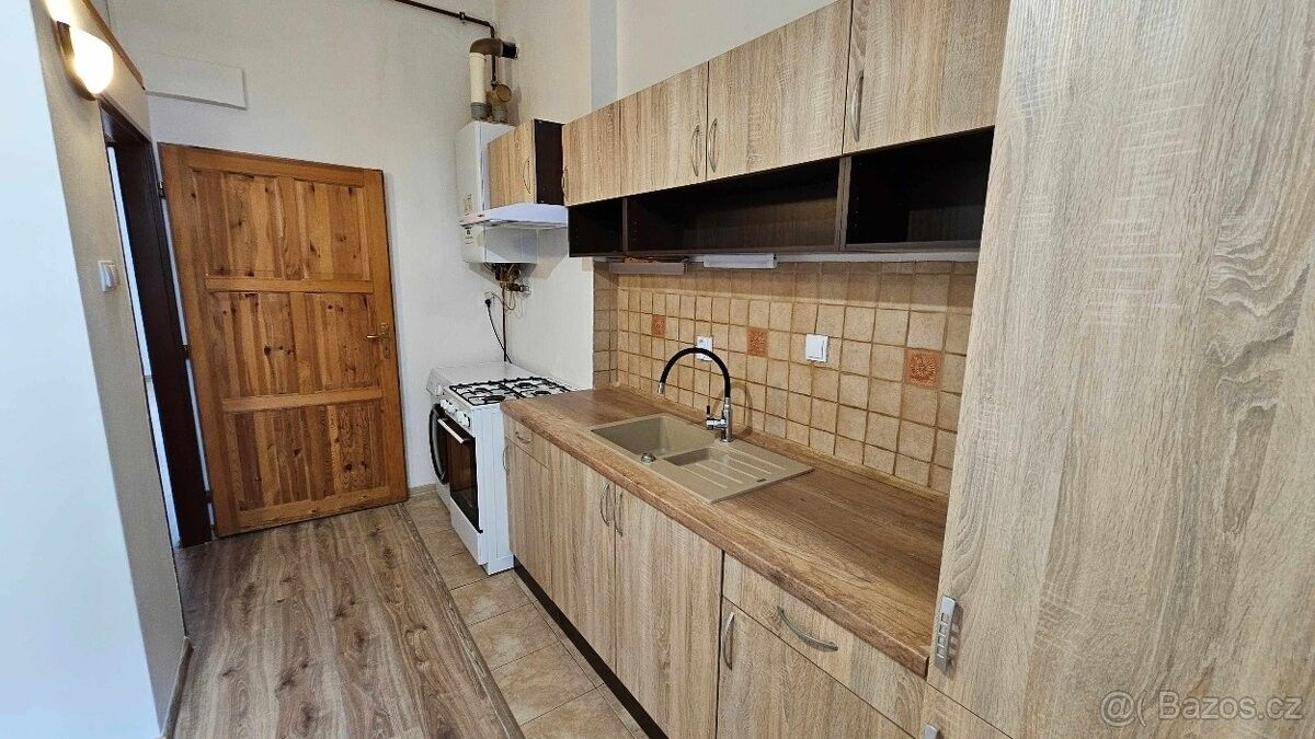 Byty, Pardubice, 530 02