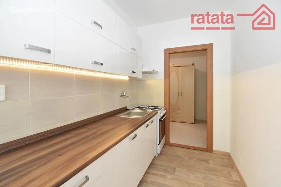 Pronájem byt - Chomutov, 430 04