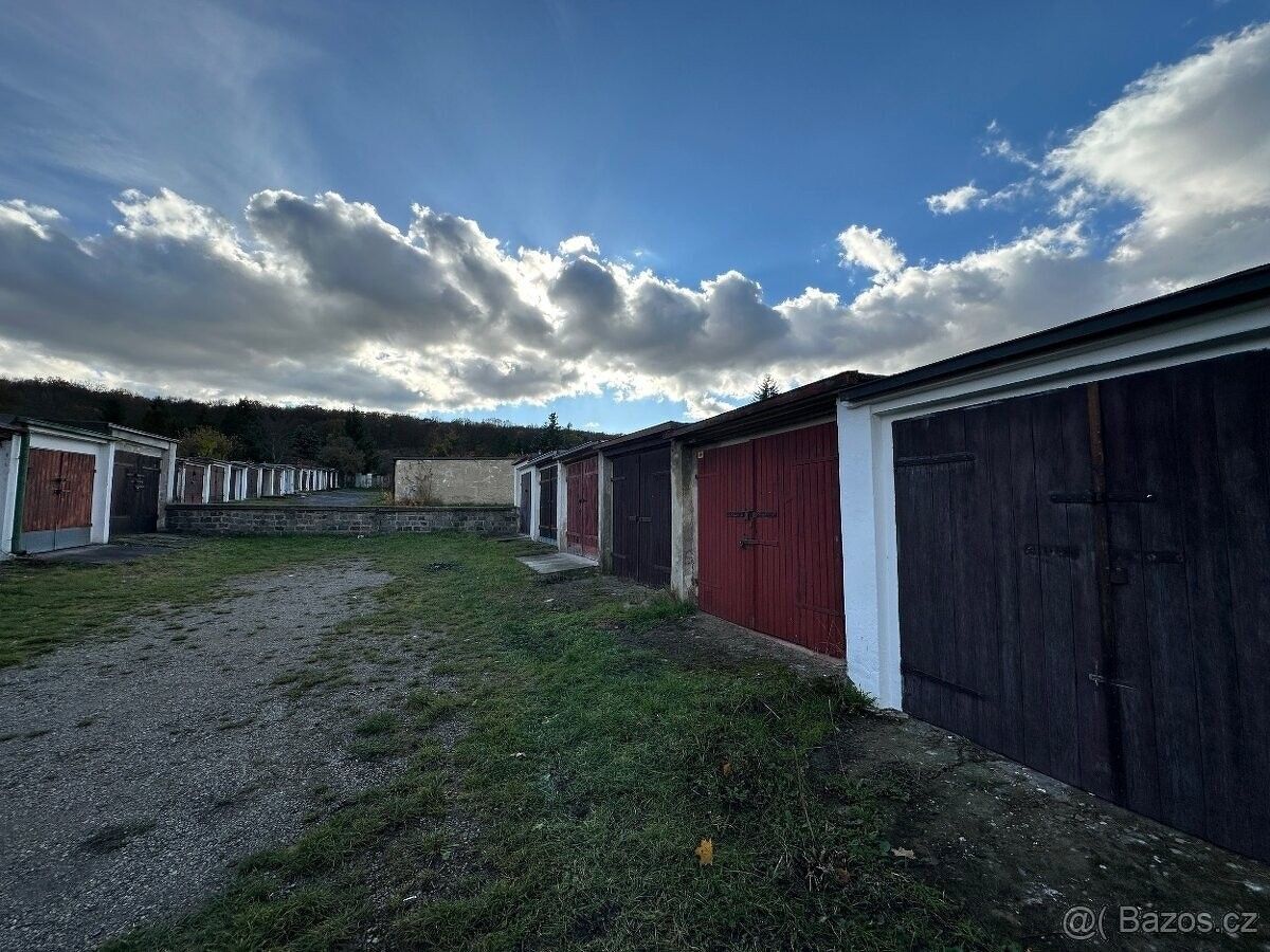 Garáže, Teplice, 415 01