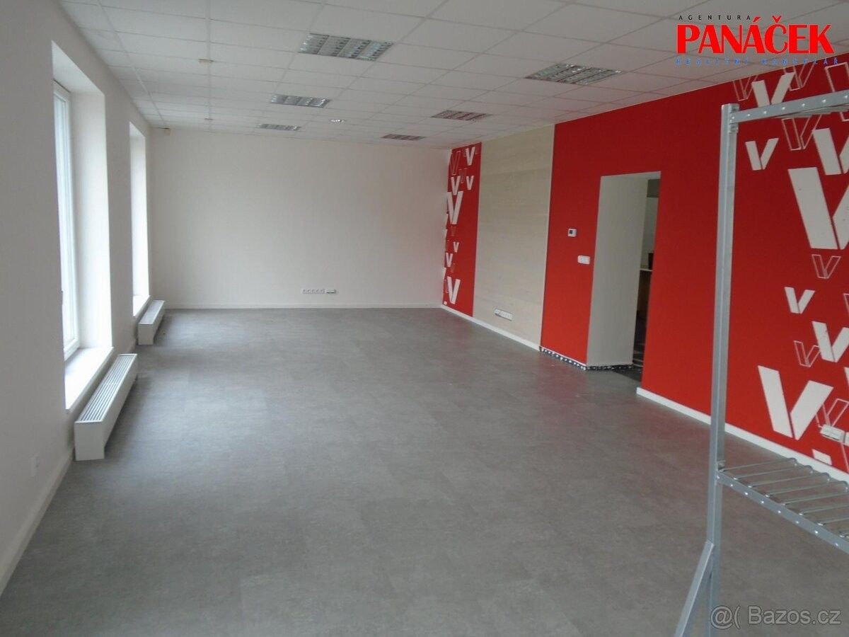 Obchodní prostory · Zlín, 763 02 - 4