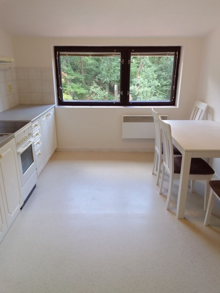 2+1, Jedlová, Černošice - Černošice, Středočeský kraj, 56 m²