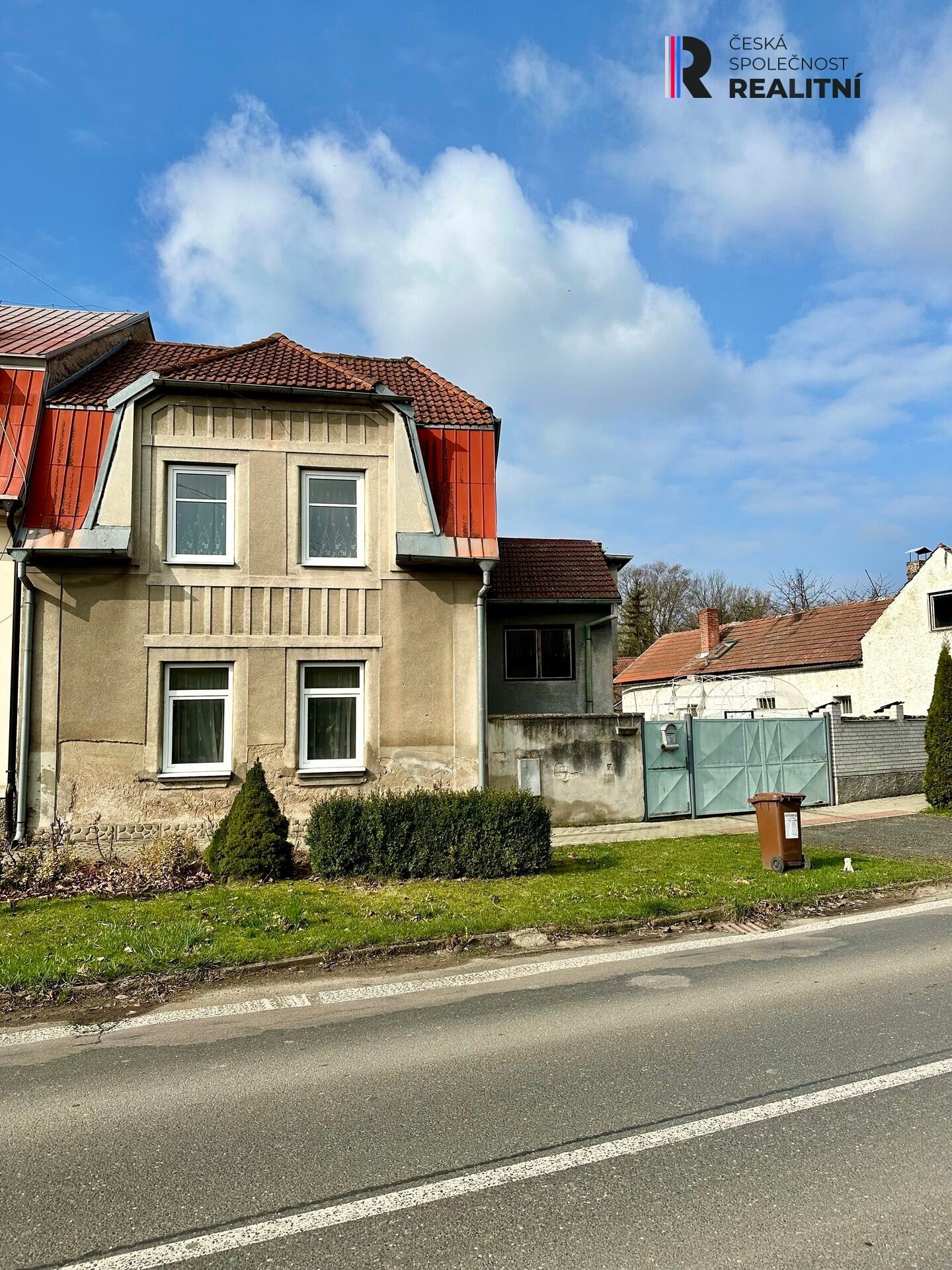 Prodej rodinný dům - Žehuň, 220 m²