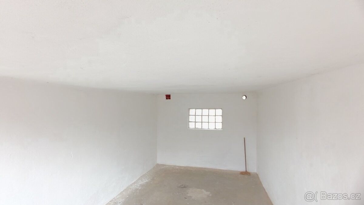 Garáže, Vodňany, 389 01