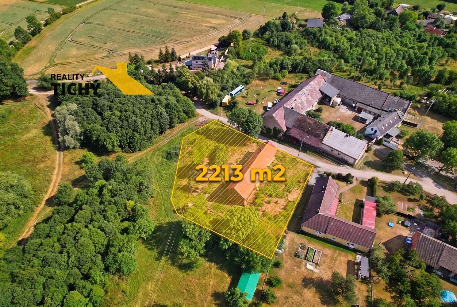 Pozemek pro bydlení, 2 213 m²